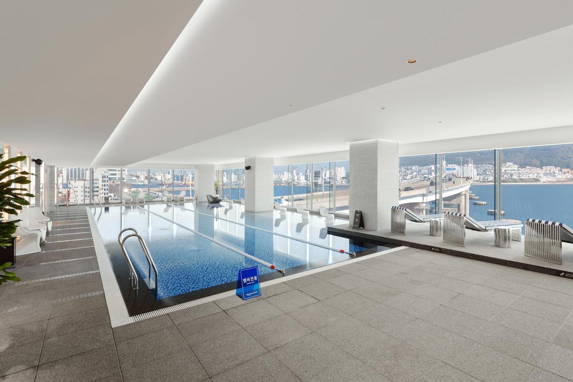 Wyndham Grand 釜山 外观 照片