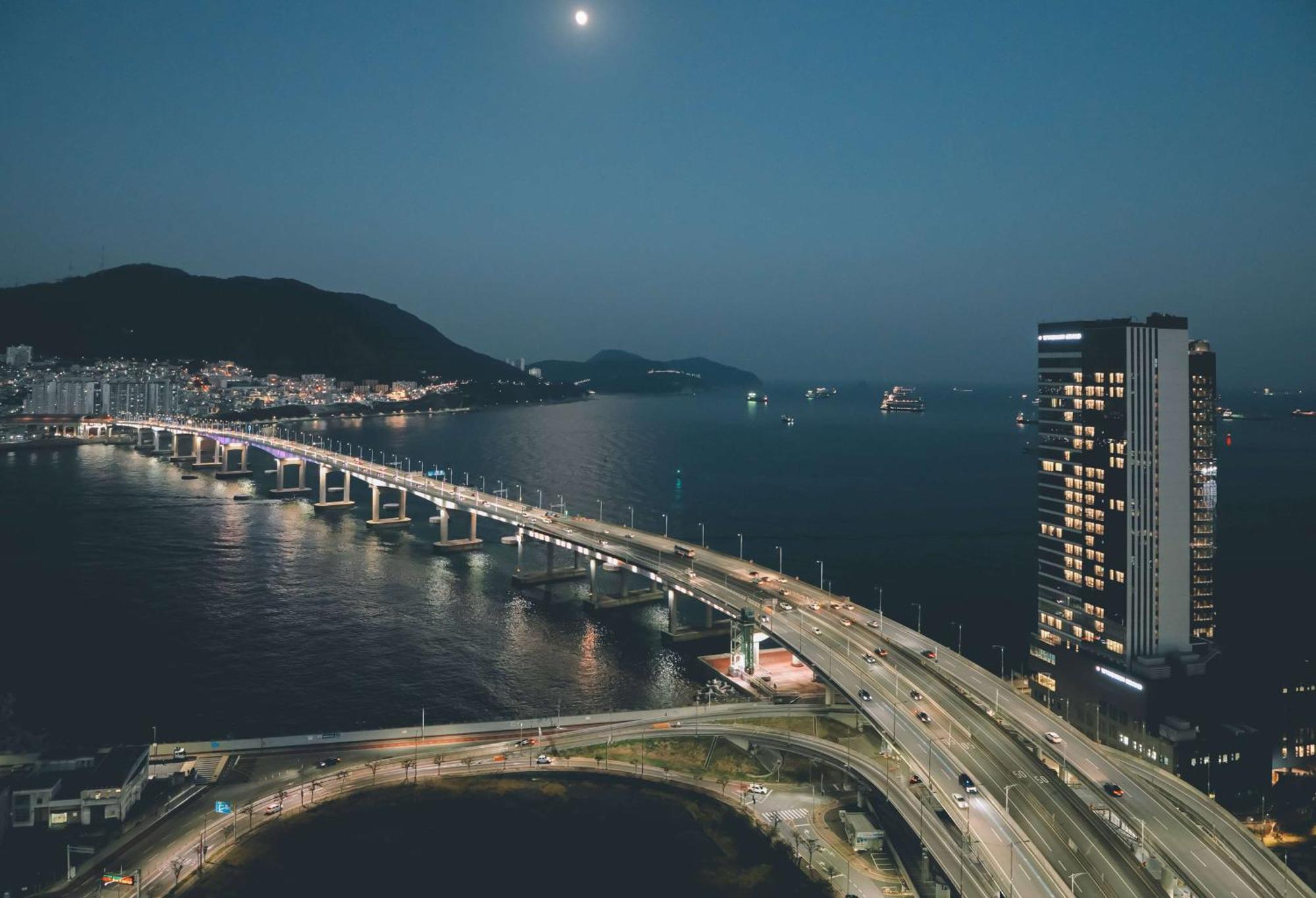 Wyndham Grand 釜山 外观 照片